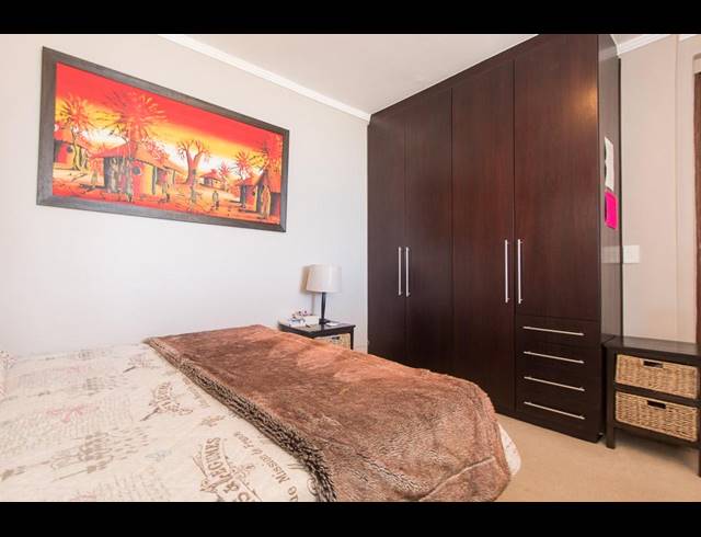 1 BEDROOM APARTMENT TO LET IN CAMPS BAY